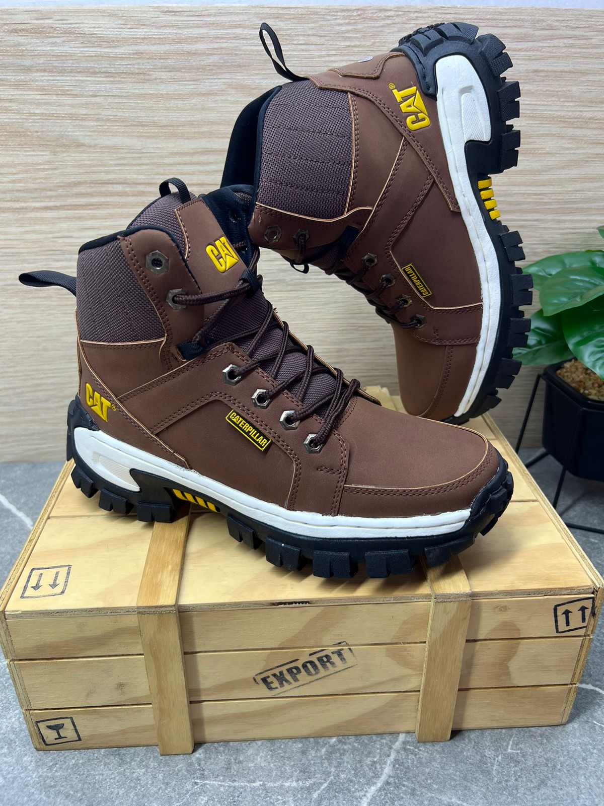 BOTA PREMIUM CATERPILLAR