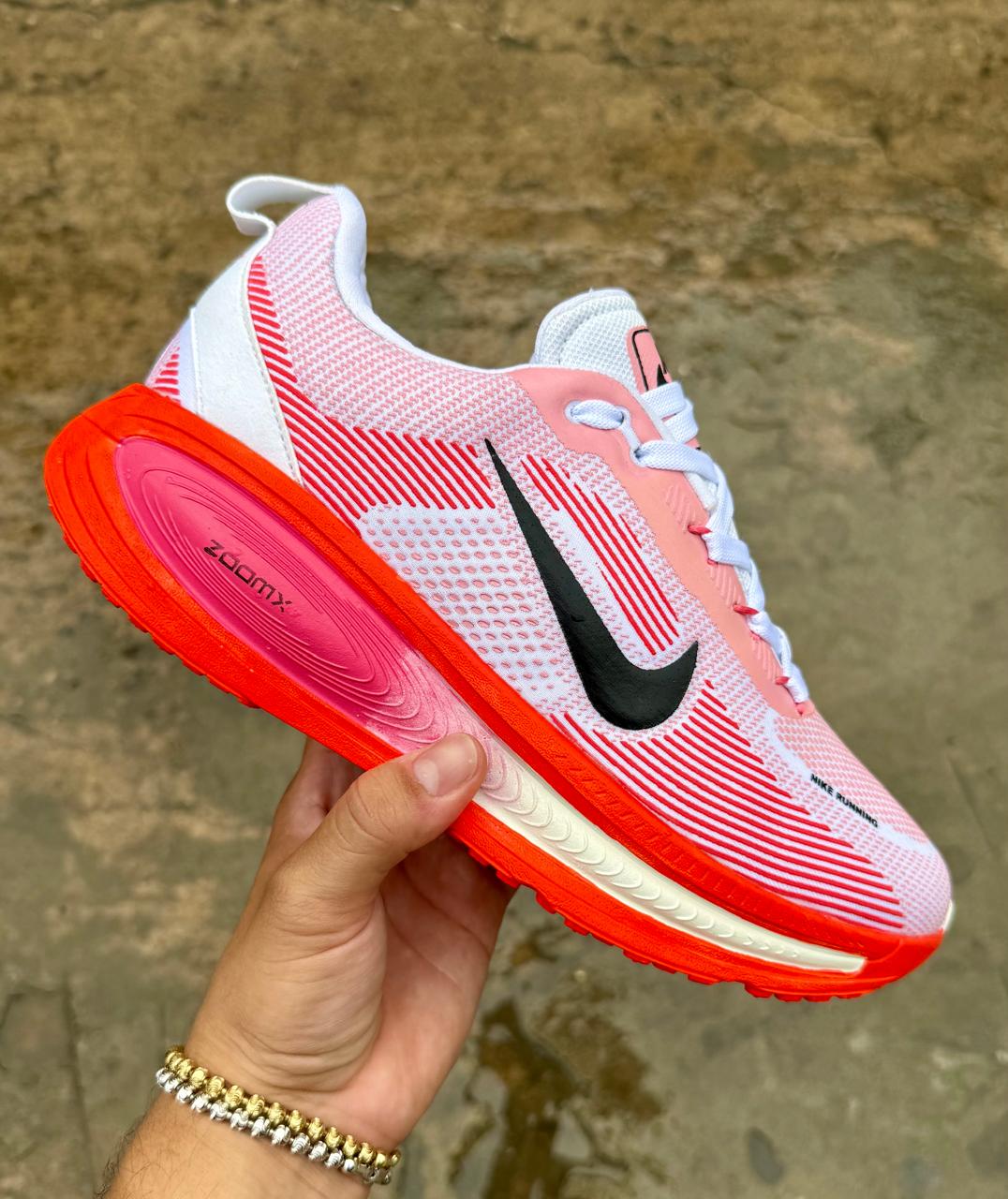 Tenis Nike vomero 18 premium